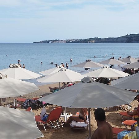 Takis Haikos House Two Minutes Walk To The Beach Peroulia 弗纳瑞亚 外观 照片